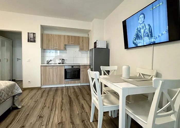E&K Apartment I